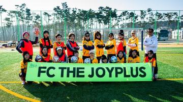 문화 예술인 여성축구단 FC더조이플러스, 한일수교 60주년 맞춰 ‘식스티식스티’ 무대 펼쳐 